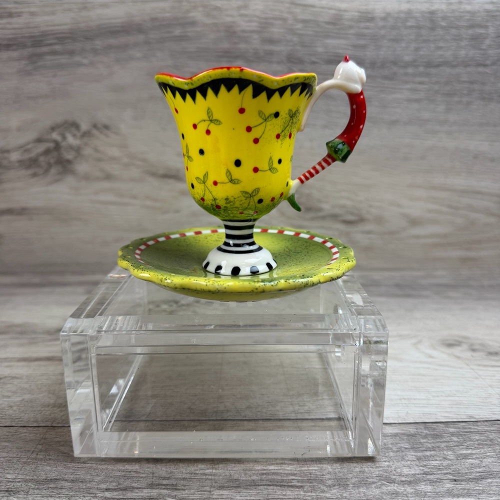 Department 56 Whimsical Christmas Tea Cup & Saucer Set – Elf Handle Cherry Rare